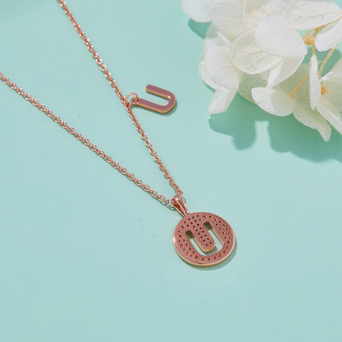 U-shaped pendant S925 silver plated rose gold Moissanite light luxury letter necklace